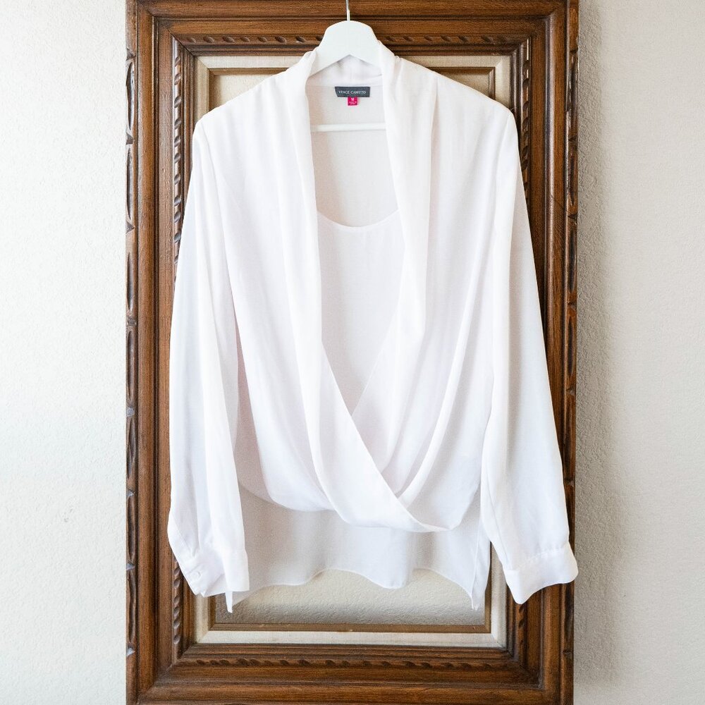 Vince Camuto Size Medium White Blush Draped Surplice Blouse Long Sleeve Chiffon
